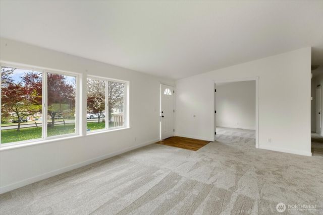 954 Shawn Avenue, Oak Harbor, WA 98277