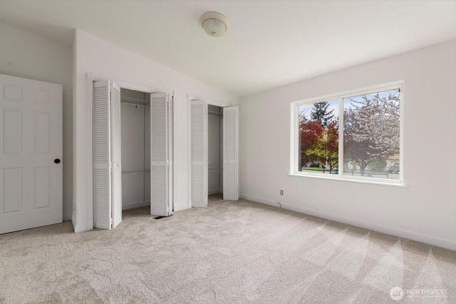 954 Shawn Avenue, Oak Harbor, WA 98277