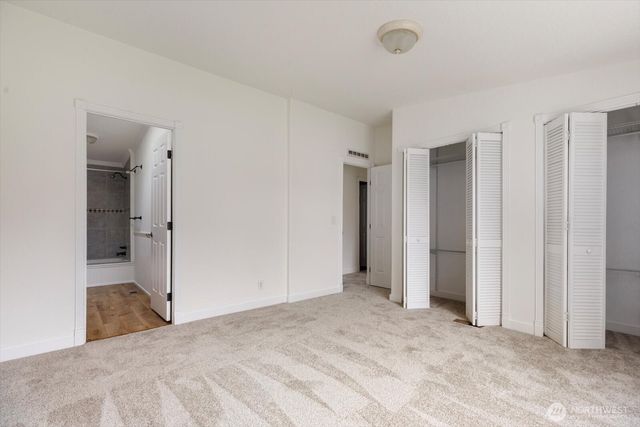 954 Shawn Avenue, Oak Harbor, WA 98277