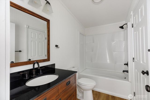 954 Shawn Avenue, Oak Harbor, WA 98277