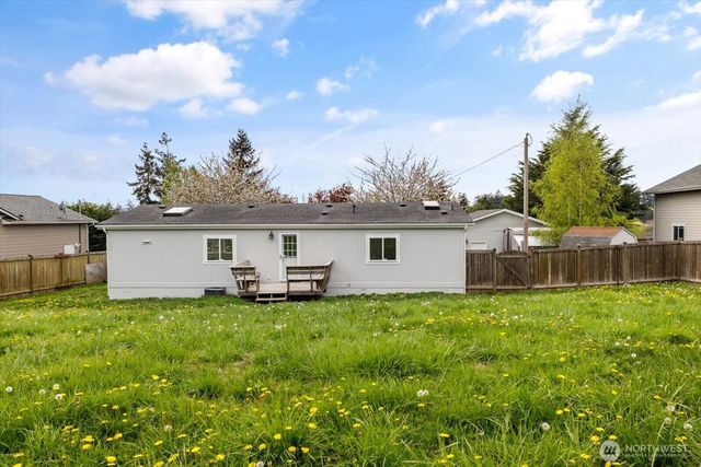 954 Shawn Avenue, Oak Harbor, WA 98277