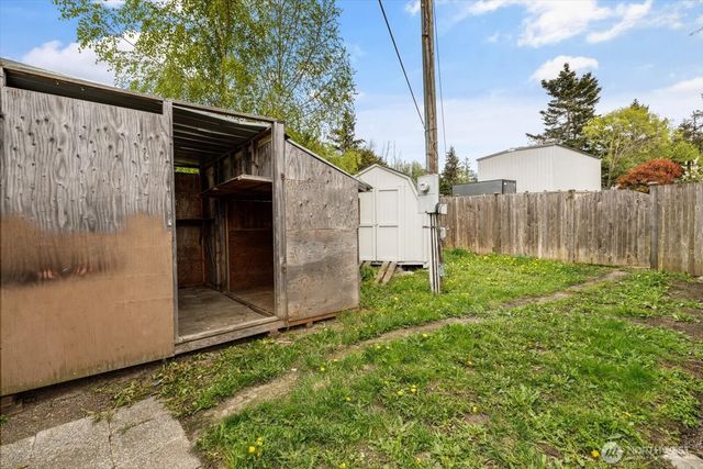 954 Shawn Avenue, Oak Harbor, WA 98277