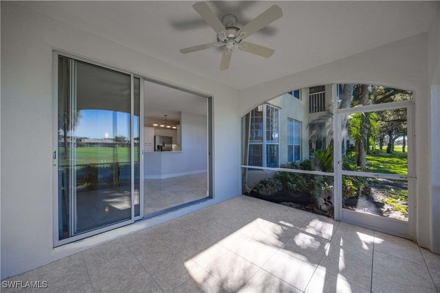 85 Silver Oaks CIR SW 6-102, Naples, FL 34119