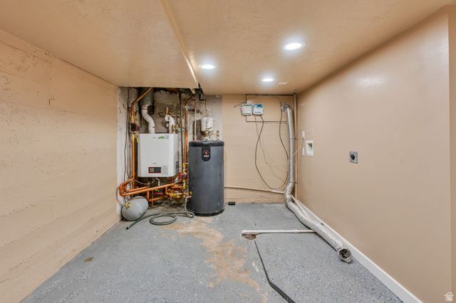 4258 S 2200 W, Taylorsville, UT 84129
