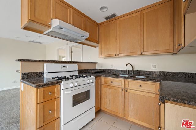 1565 W 218th Street, Torrance, CA 90501