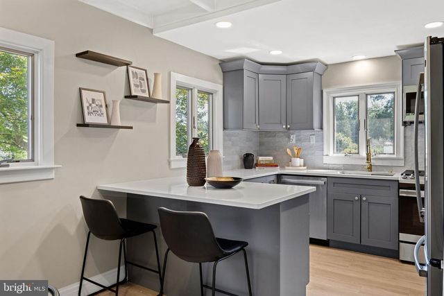 8310 CHILDS RD, Glenside, PA 19038