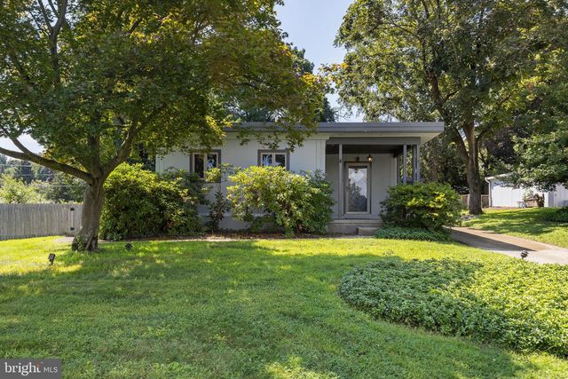 8310 CHILDS RD, Glenside, PA 19038