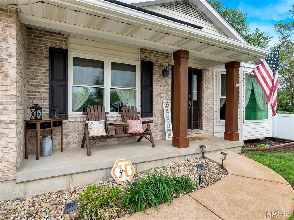 1605 Paradise Landing, Imperial, MO 63052