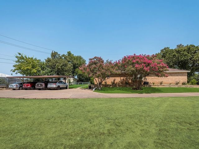 4919 Woodland Park Boulevard, Arlington, TX 76013