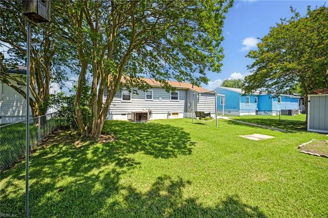 1106 74th ST, Newport News, VA 23605