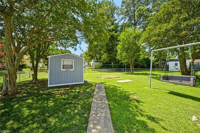 1106 74th ST, Newport News, VA 23605