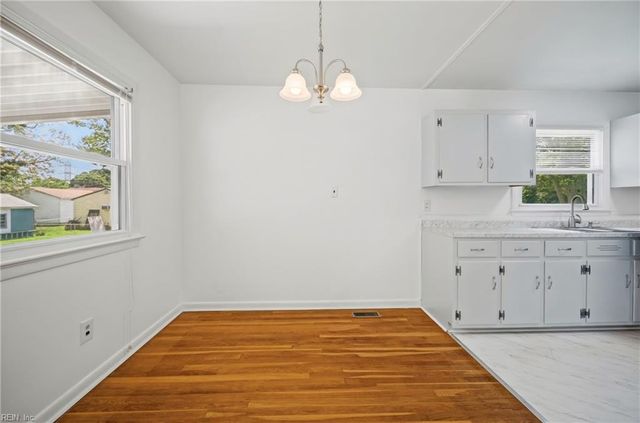 1106 74th ST, Newport News, VA 23605