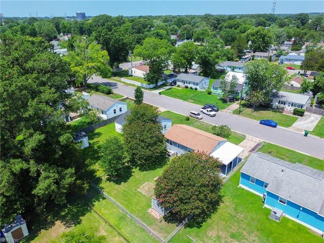 1106 74th ST, Newport News, VA 23605