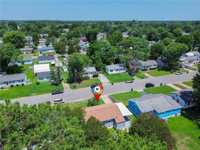 1106 74th ST, Newport News, VA 23605