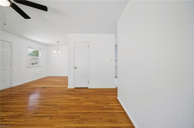 1106 74th ST, Newport News, VA 23605
