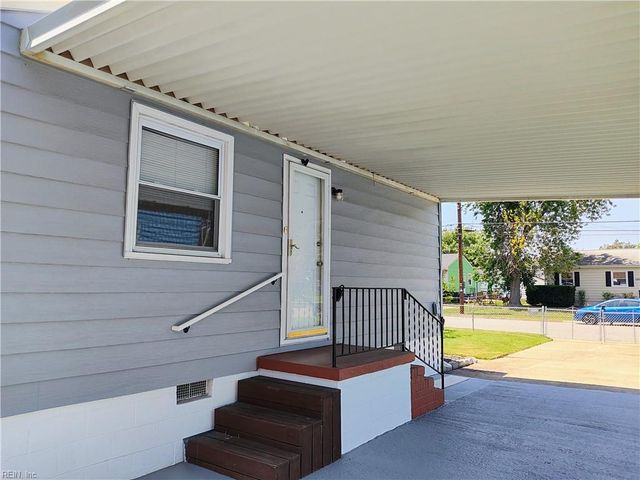 1106 74th ST, Newport News, VA 23605