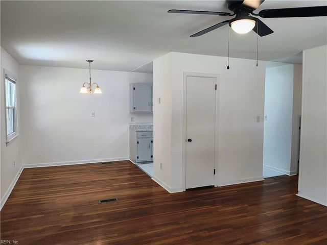 1106 74th ST, Newport News, VA 23605