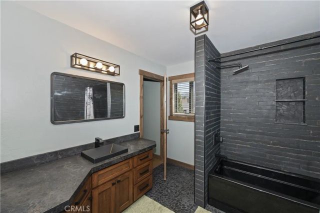 41940 Centre Court, Big Bear Lake, CA 92315