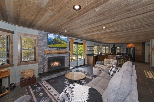 41940 Centre Court, Big Bear Lake, CA 92315