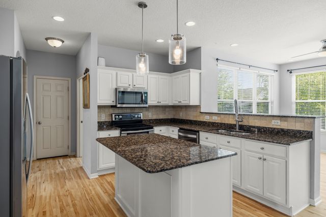 3701 SW Greenwood Street, Ankeny, IA 50023