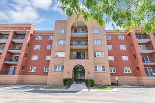 59 S Hale Street 402, Palatine, IL 60067