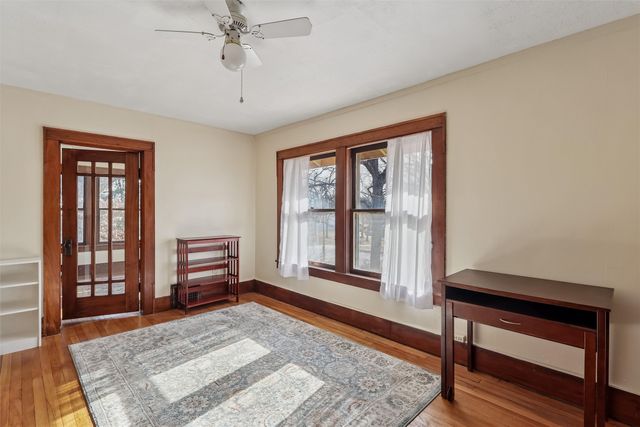 4809 Grand Avenue, Des Moines, IA 50312