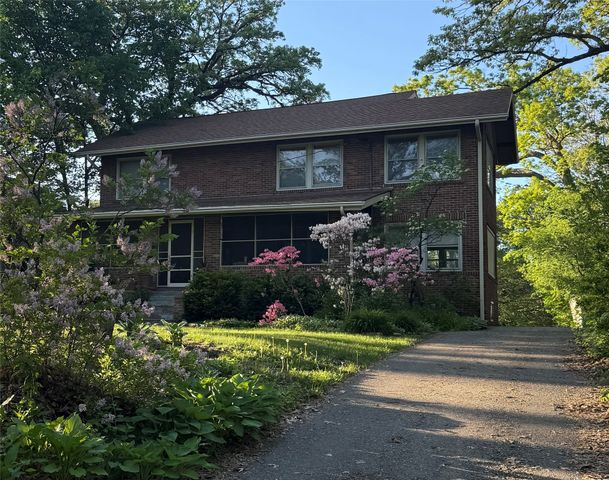 4809 Grand Avenue, Des Moines, IA 50312