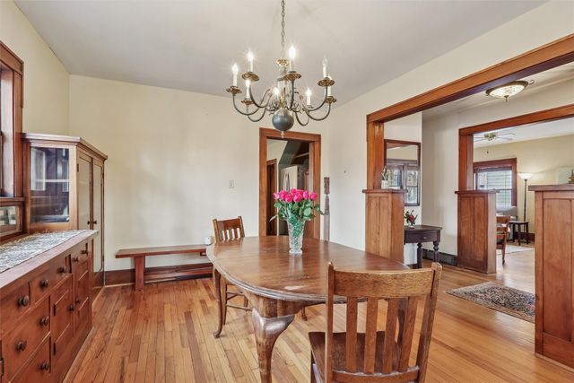 4809 Grand Avenue, Des Moines, IA 50312