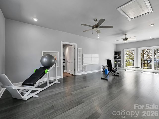 161 Birchwood Drive, Hendersonville, NC 28739