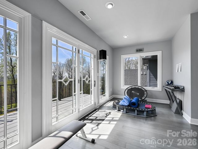161 Birchwood Drive, Hendersonville, NC 28739