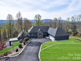 161 Birchwood Drive, Hendersonville, NC 28739