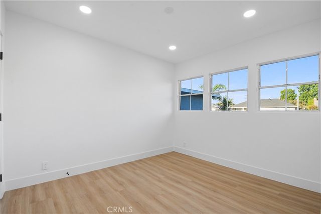 2137 Ostrom, Long Beach, CA 90815