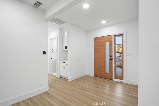 2137 Ostrom, Long Beach, CA 90815
