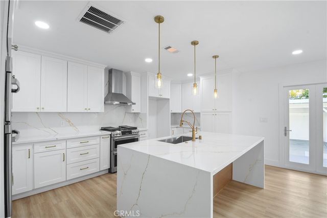 2137 Ostrom, Long Beach, CA 90815