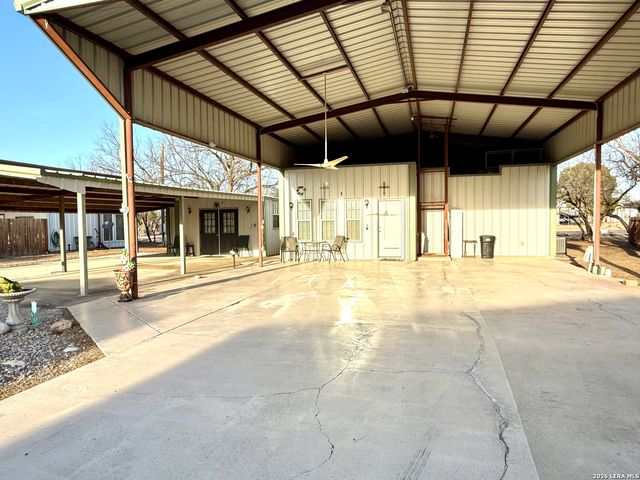 25 Cenizo, Brackettville, TX 78832