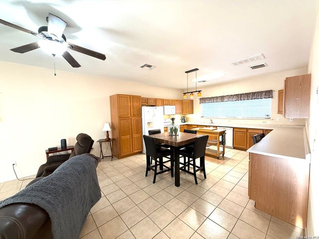 25 Cenizo, Brackettville, TX 78832