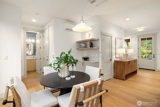 13115 NE 87th Lane, Kirkland, WA 98033