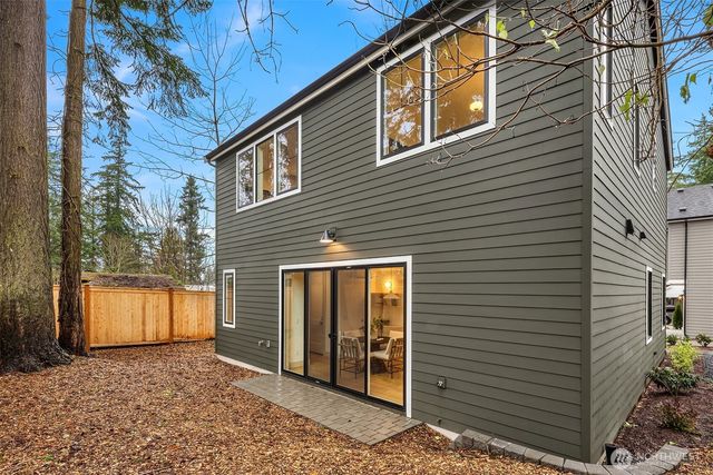 13115 NE 87th Lane, Kirkland, WA 98033
