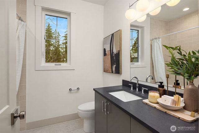 13115 NE 87th Lane, Kirkland, WA 98033