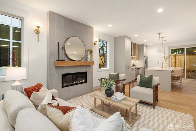 13115 NE 87th Lane, Kirkland, WA 98033