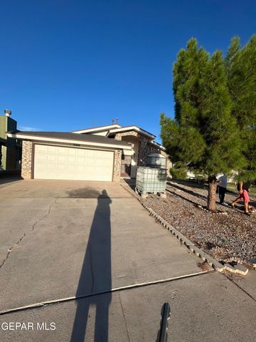 3348 PENDLETON Street, El Paso, TX 79936