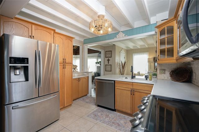 117 52ND AVENUE W, St Pete Beach, FL 33706