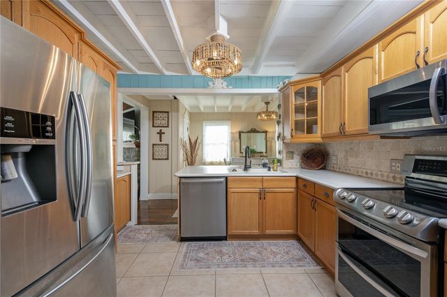 117 52ND AVENUE W, St Pete Beach, FL 33706