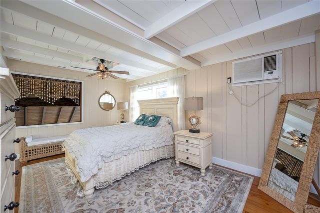 117 52ND AVENUE W, St Pete Beach, FL 33706