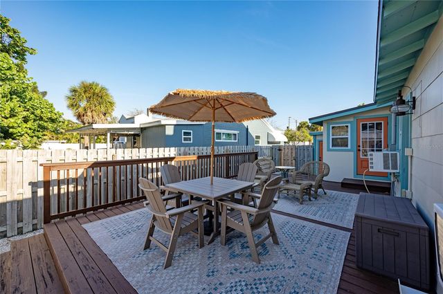 117 52ND AVENUE W, St Pete Beach, FL 33706