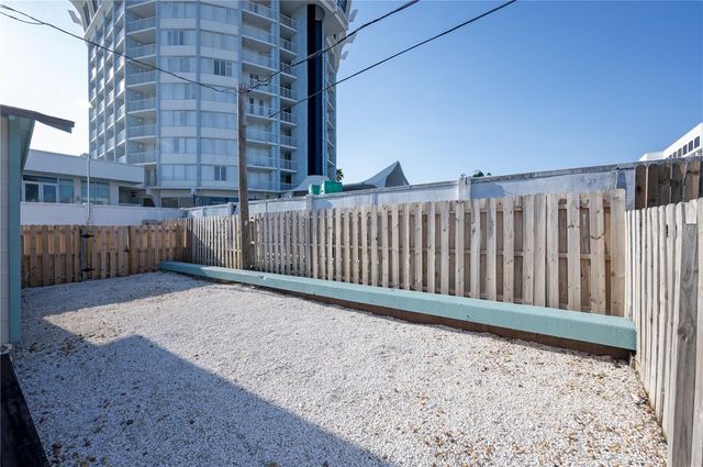 117 52ND AVENUE W, St Pete Beach, FL 33706