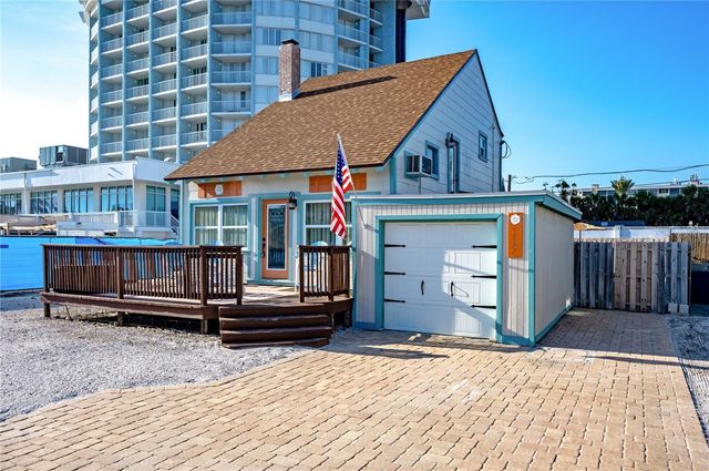 117 52ND AVENUE W, St Pete Beach, FL 33706