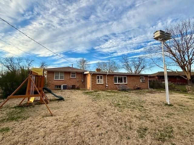 718 E Wilson, Salina, KS 67401