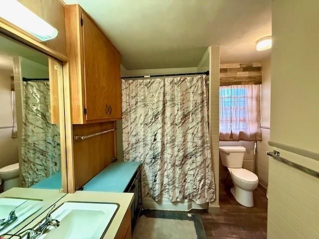 718 E Wilson, Salina, KS 67401