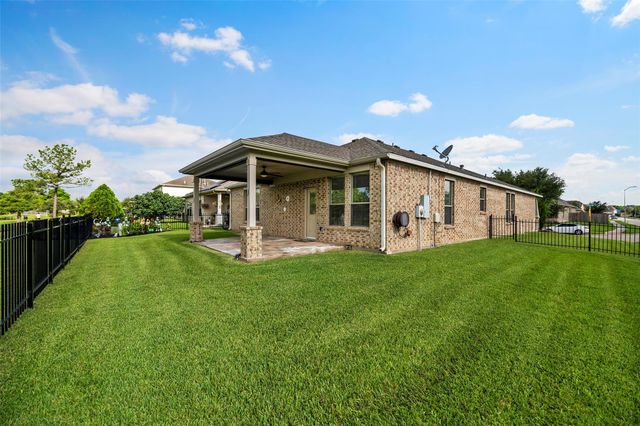 19803 Auburn Tree Drive, Cypress, TX 77429